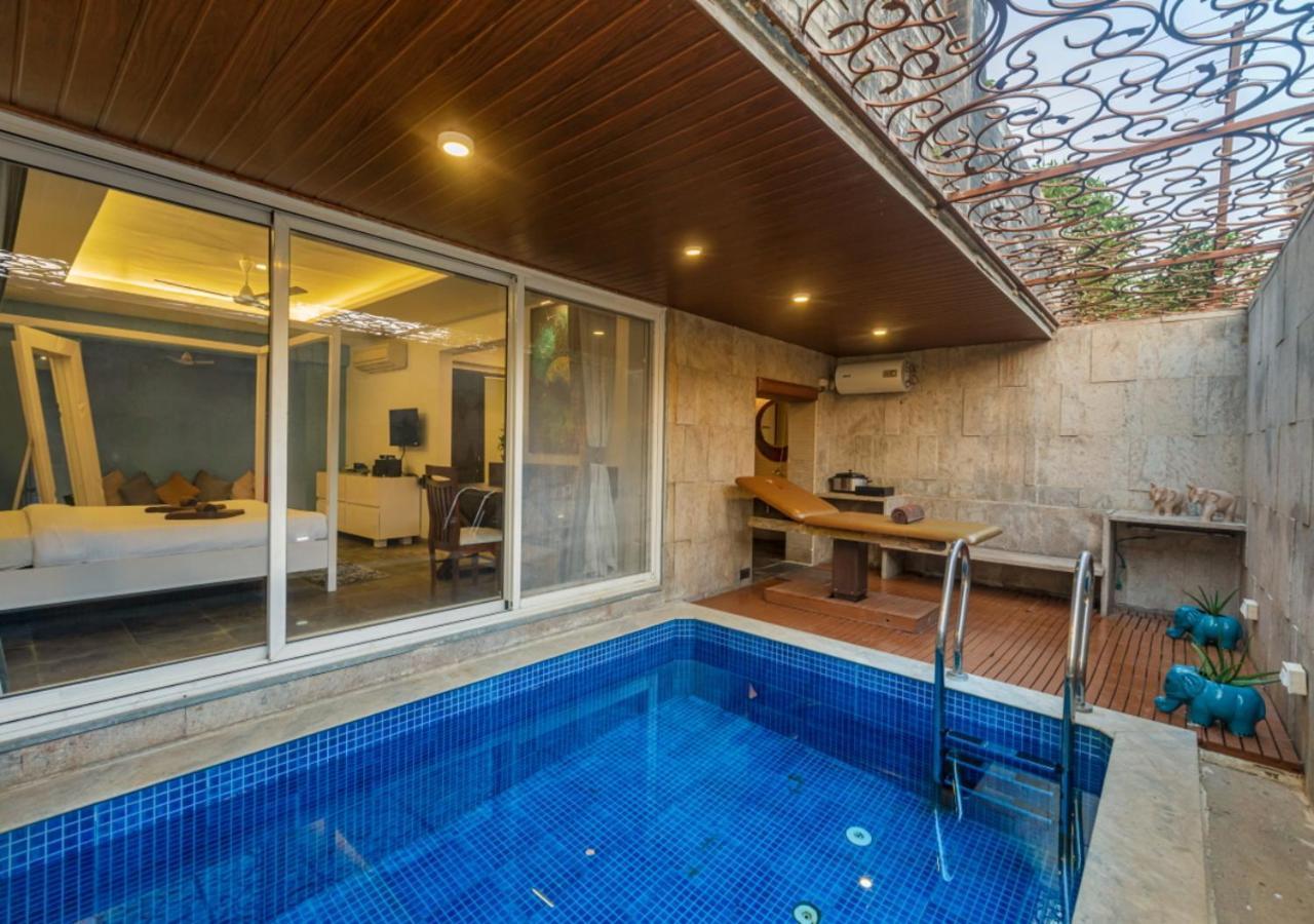 Saffronstays Urja, Lonavala - Private Villa With 2 Pools, Spa Room, Private Elevator & Waterfall Buitenkant foto