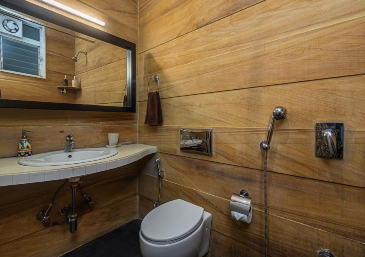 Saffronstays Urja, Lonavala - Private Villa With 2 Pools, Spa Room, Private Elevator & Waterfall Buitenkant foto