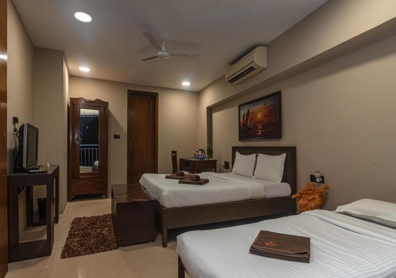 Saffronstays Urja, Lonavala - Private Villa With 2 Pools, Spa Room, Private Elevator & Waterfall Buitenkant foto